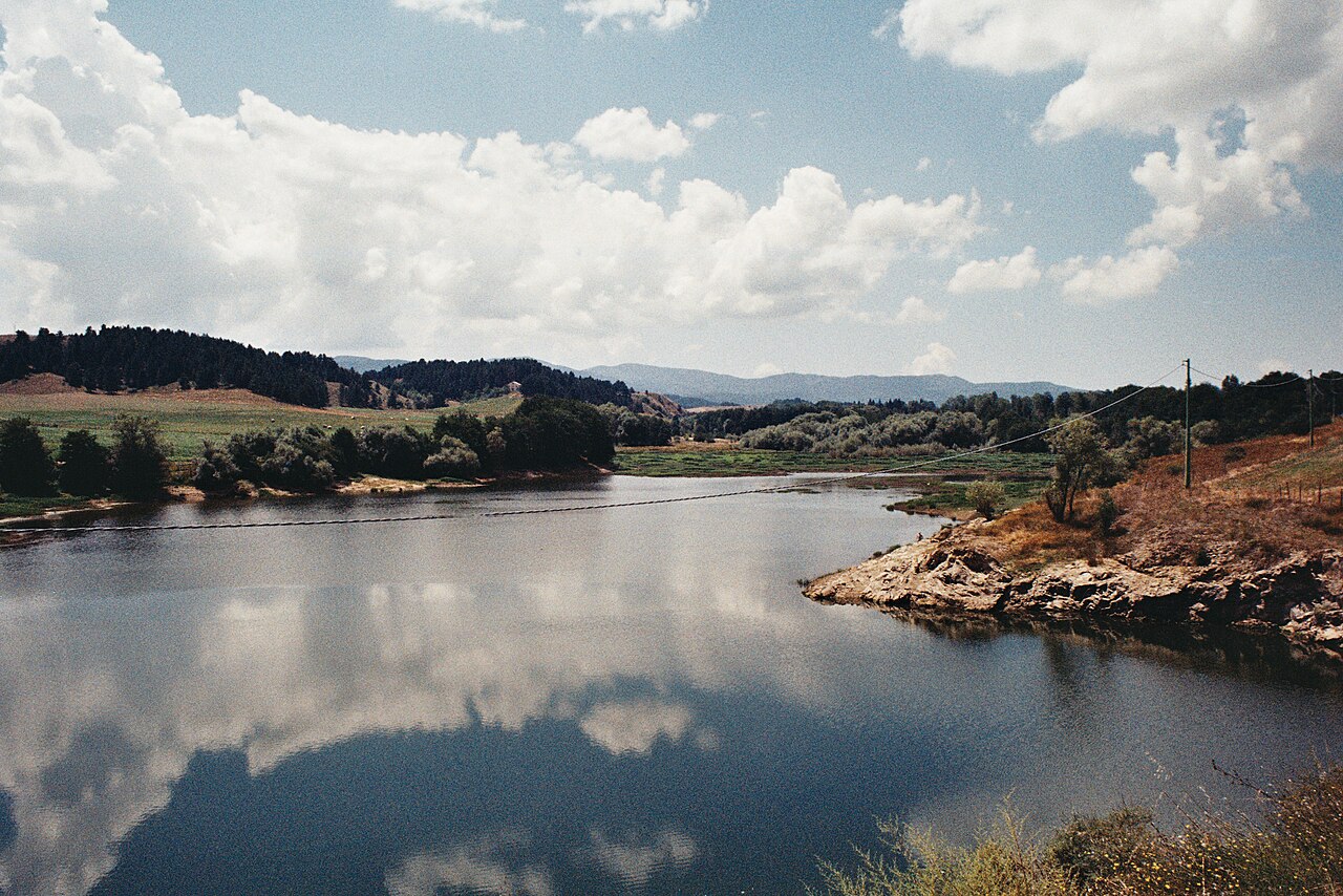 Il lago Cecita nella Sila, in Calabria